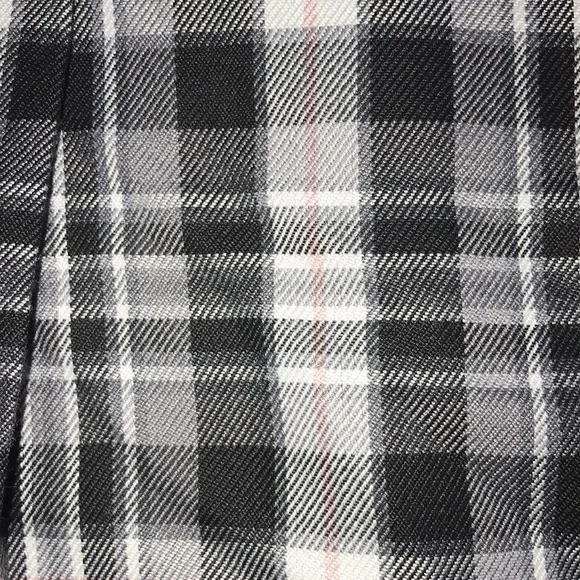 Forever 21 Mini Skirt - Picture 3 of 6